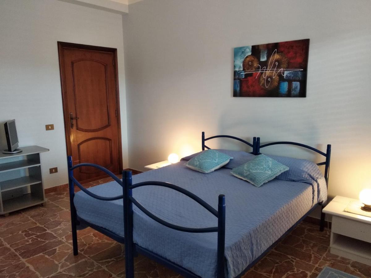 Villa Anna Капотера Екстериор снимка